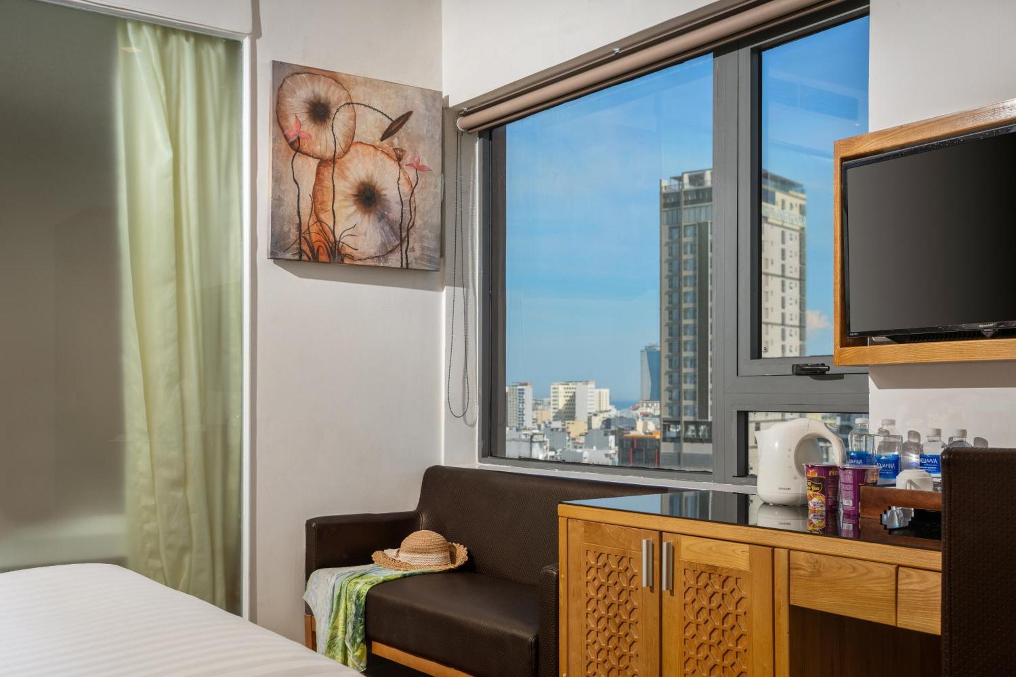 Bliss Luxury Hotel Da Nang Exterior foto